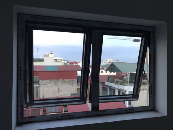 cửa sổ mở hất nhôm xingfa nhập khẩu