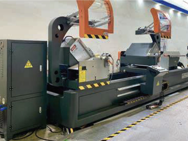 máy cắt nhôm 2 đầu CNC