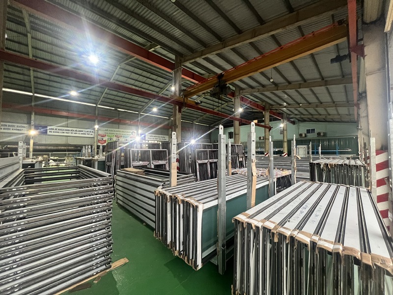 nhà máy regalwindow